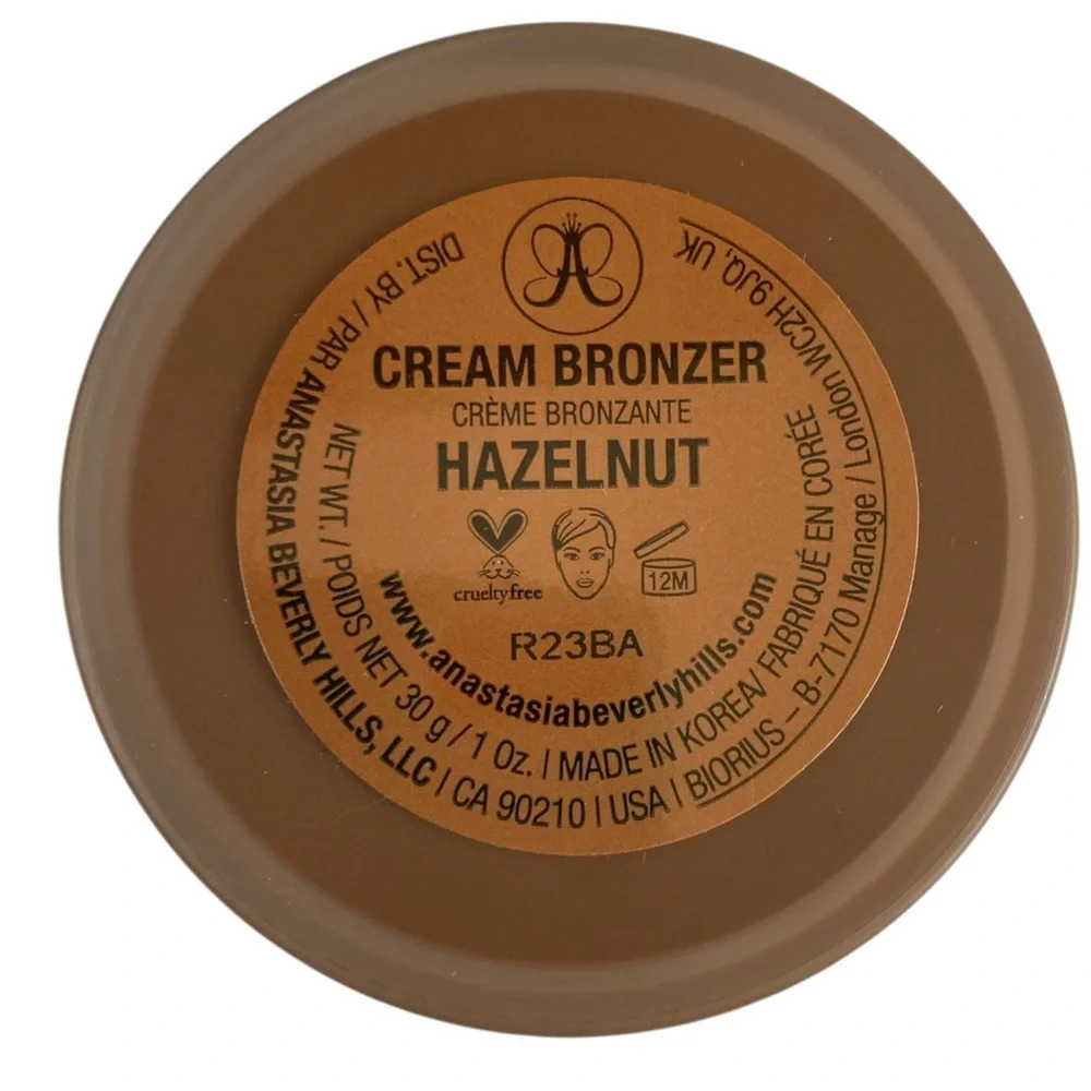 New in the box Anastasia Beverly Hills Cream Bronzer in Hazelnut 30g/1oz